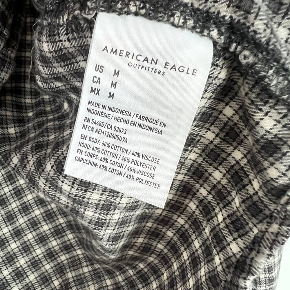 NWT American Eagle Cropped Hooded Flannel Shirt Plaid Size Medium M NEW - Picture 8 of 12
